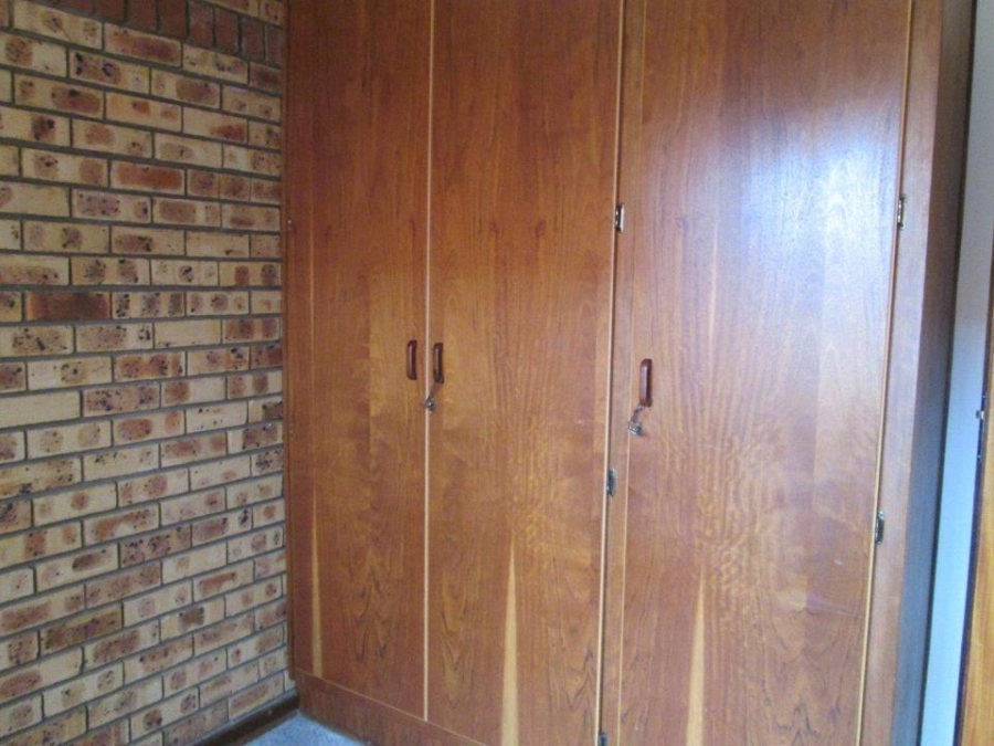 2 Bedroom Property for Sale in Uitsig Free State